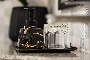 Bania Boutique House