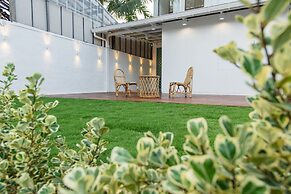 Bania Boutique House