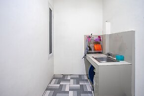 OYO 93477 Almahyra Guest House Syariah