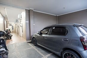 OYO 93477 Almahyra Guest House Syariah