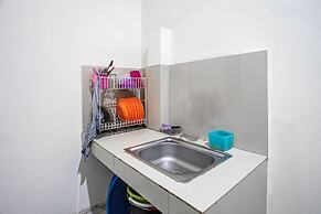 OYO 93477 Almahyra Guest House Syariah