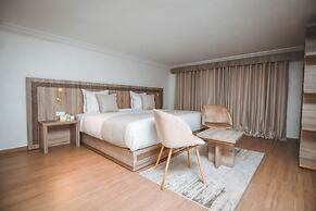 555 HOTEL CLUBBING ADULTS ONLY