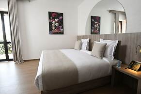 555 HOTEL CLUBBING ADULTS ONLY