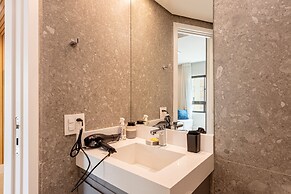 MCV - Capote Valente - Anora Spaces