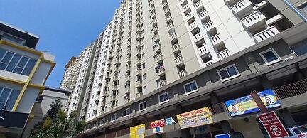 OYO 93480 Apartement Gateway Cicadas By Kelola Room