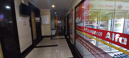 OYO 93480 Apartement Gateway Cicadas By Kelola Room