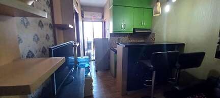 OYO 93480 Apartement Gateway Cicadas By Kelola Room