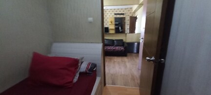 OYO 93480 Apartement Gateway Cicadas By Kelola Room