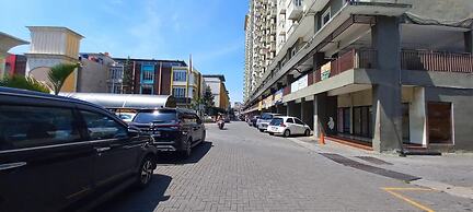 OYO 93480 Apartement Gateway Cicadas By Kelola Room