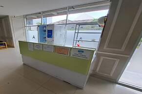 Capital O 93481 Apartement Grand Asia Afrika By Kelola Room