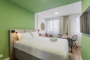 Easy Life Campus PUC by Xtay