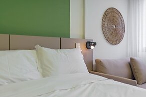 Easy Life Campus PUC by Xtay