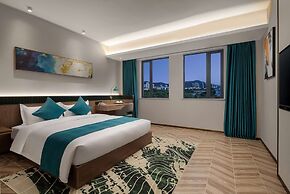 Days Inn By Wyndham Hainan Sanya Bay