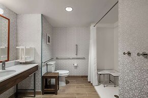 Hampton Inn Austin East Side 5th Street