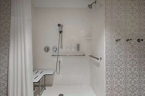 Hampton Inn Austin East Side 5th Street