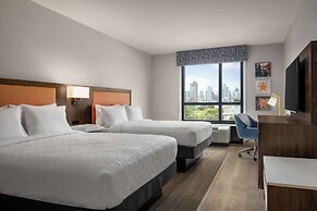 Hampton Inn Austin East Side 5th Street