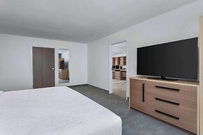 Home2 Suites by Hilton Indianapolis North at Intech Park