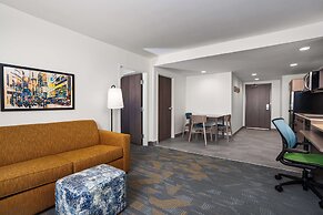 Home2 Suites by Hilton Indianapolis North at Intech Park