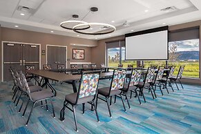 Home2 Suites By Hilton Thunder Bay