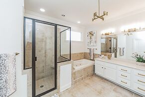 Tennessee Modern Manor