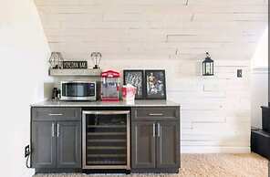 Tennessee Modern Manor