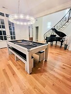 Tennessee Modern Manor