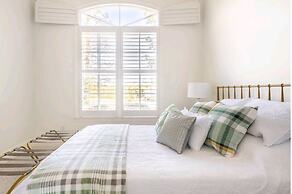 Tennessee Modern Manor