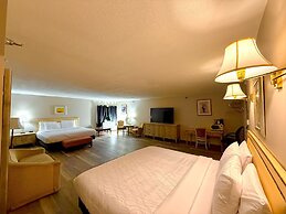 Presque Isle Hotel