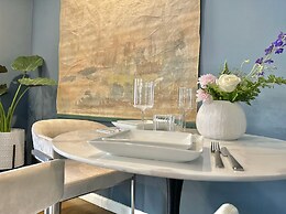 The Beverly at Mt. Lebanon by Luxe PGH