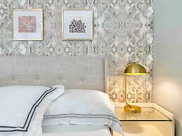 The Beverly at Mt. Lebanon by Luxe PGH