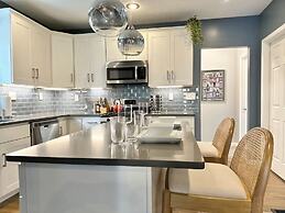 The Beverly at Mt. Lebanon by Luxe PGH