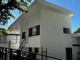 Peaceful Apartment in Tamarindo, 50m to the Beach