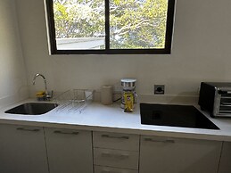 Peaceful Apartment in Tamarindo, 50m to the Beach