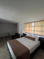 Hotel Palmas De Alcalá