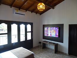 Hotel Palmas De Alcalá