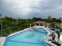 Hotel Palmas De Alcalá