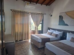 Hotel Palmas De Alcalá