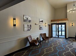 Crossroads Hotel