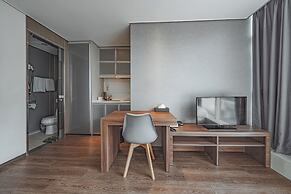 Brown Suites Hotel Sinchon Central