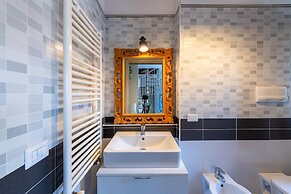 Home Around in Rome With 1 Bedrooms and 2 Bathrooms