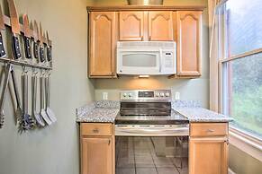Inviting Uptown New Orleans Apt: Perfect Location!
