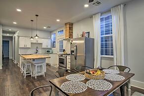 Chic New Orleans Gem w/ Deck: Walk to Cafes!
