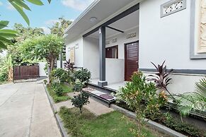 OYO 93482 Penginapan Tenang Lovina