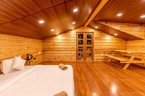 The Oaknut Cottage Birding Lodge