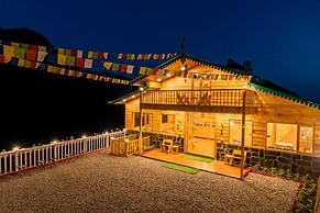 The Oaknut Cottage Birding Lodge