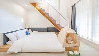 Gapyeong Daengdaengi Dog Pension Silver