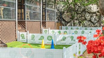 Gapyeong Daengdaengi Dog Pension Silver