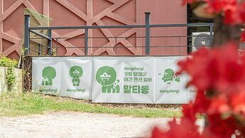 Gapyeong Daengdaengi Dog Pension Silver