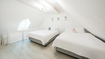 Gapyeong Daengdaengi Dog Pension Silver