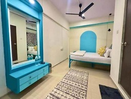 Locomo Express - Stay Work Eat